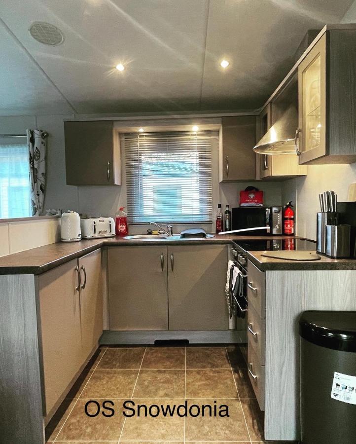 Snowdonia Holidays Caravan Hire - Aberdunant Park - 111 Silver Birch Porthmadog Exterior foto